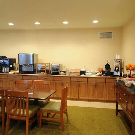 Country Inn & Suites By Radisson, Peoria North, Il 