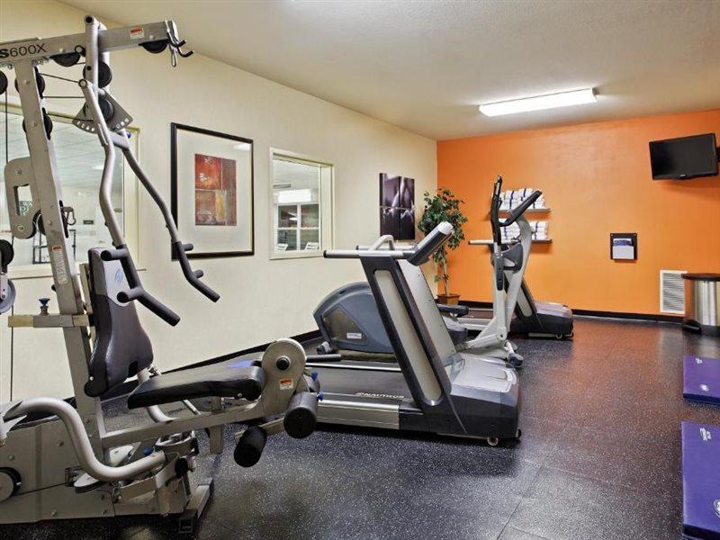 Hotel Country & By Radisson, North, Il 3*
