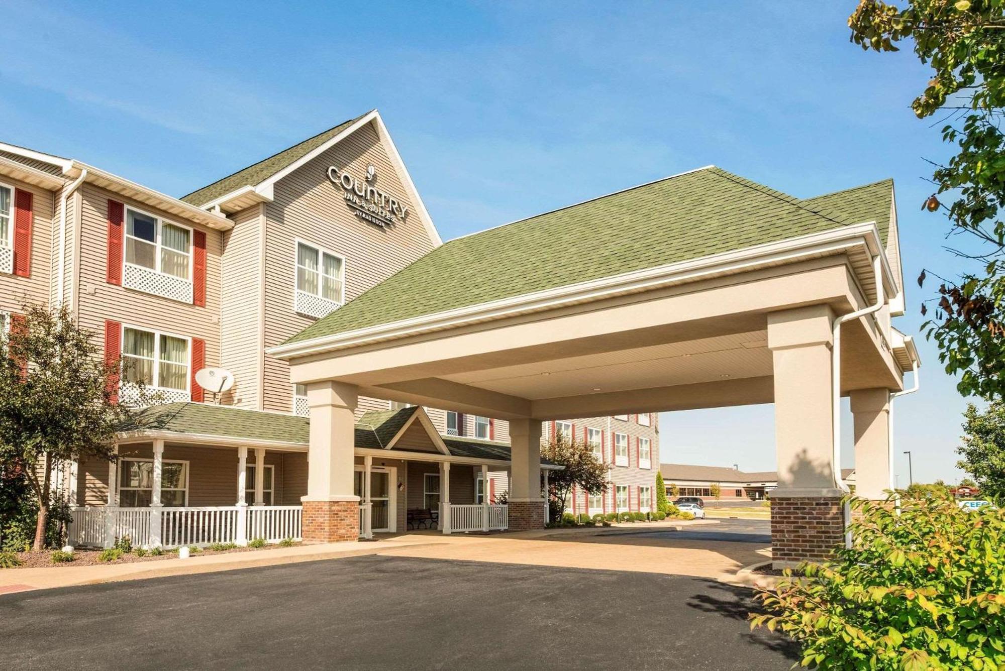 Hotel Country & By Radisson, North, Il 3*