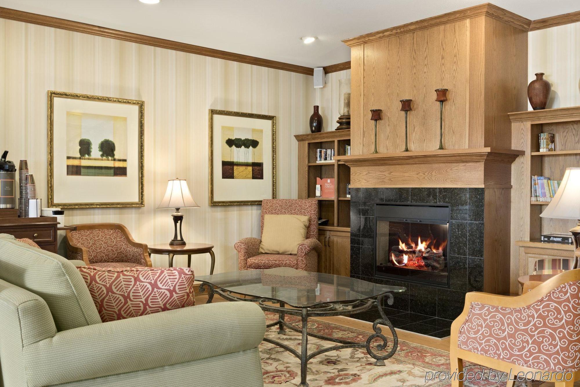 Country & By Radisson, North, Il Hotel Peoria