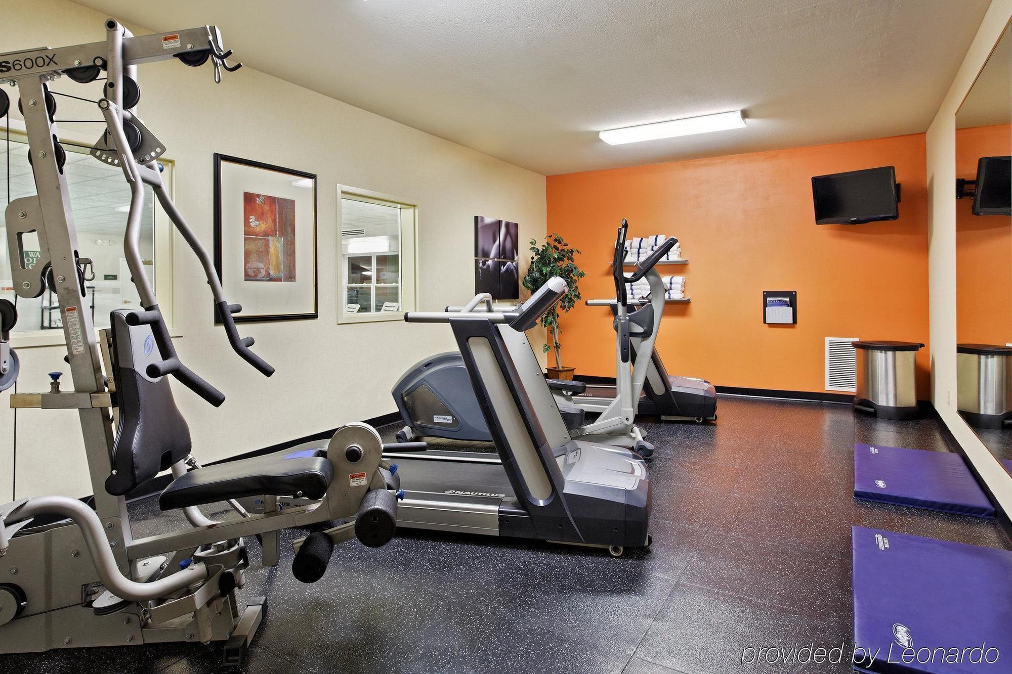 Country & By Radisson, North, Il 3*