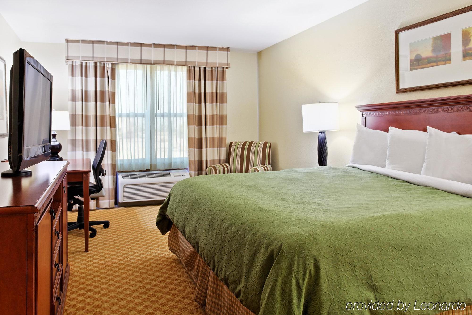Hotel Country & By Radisson, North, Il 3*