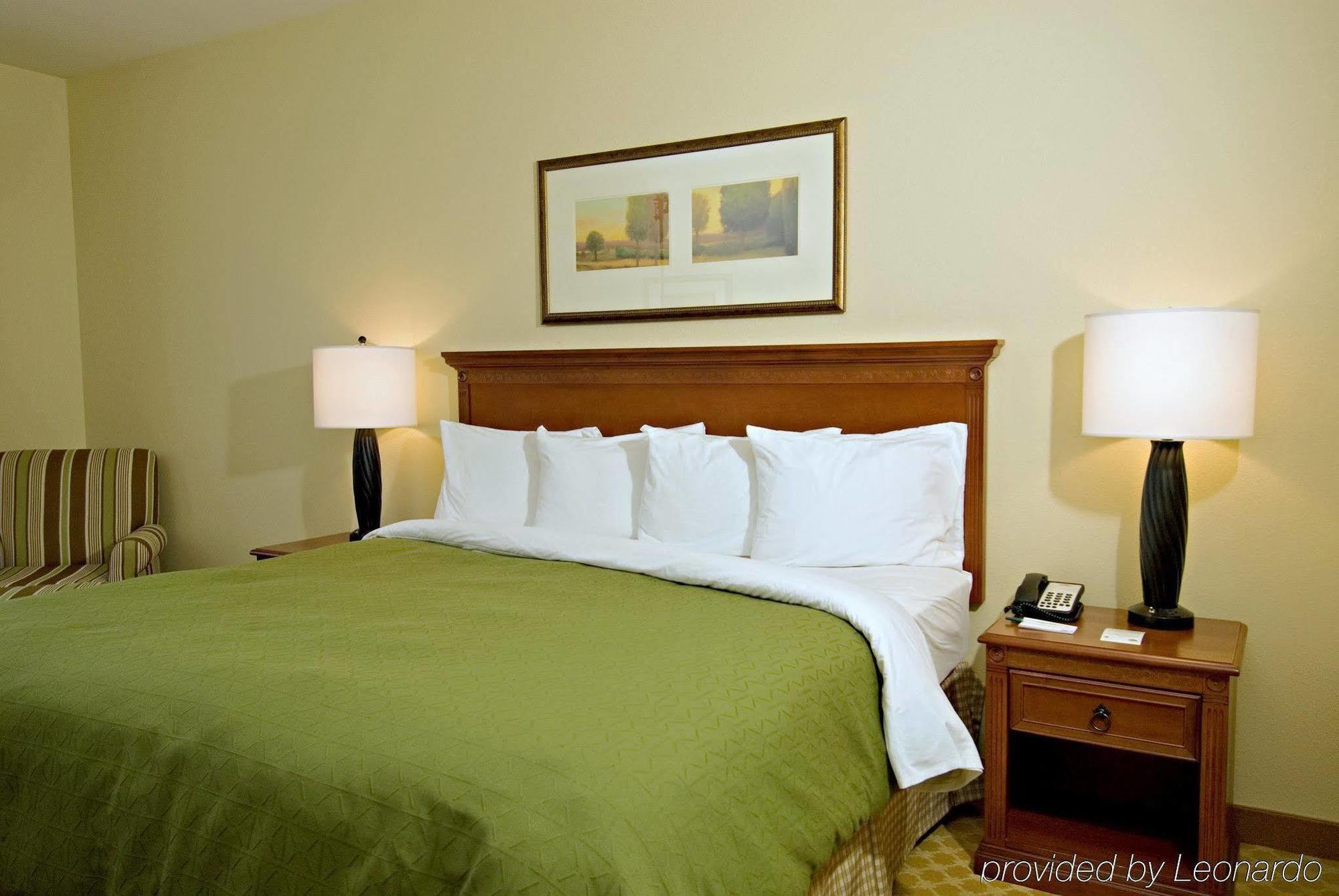 Hotel Country & By Radisson, North, Il 3*