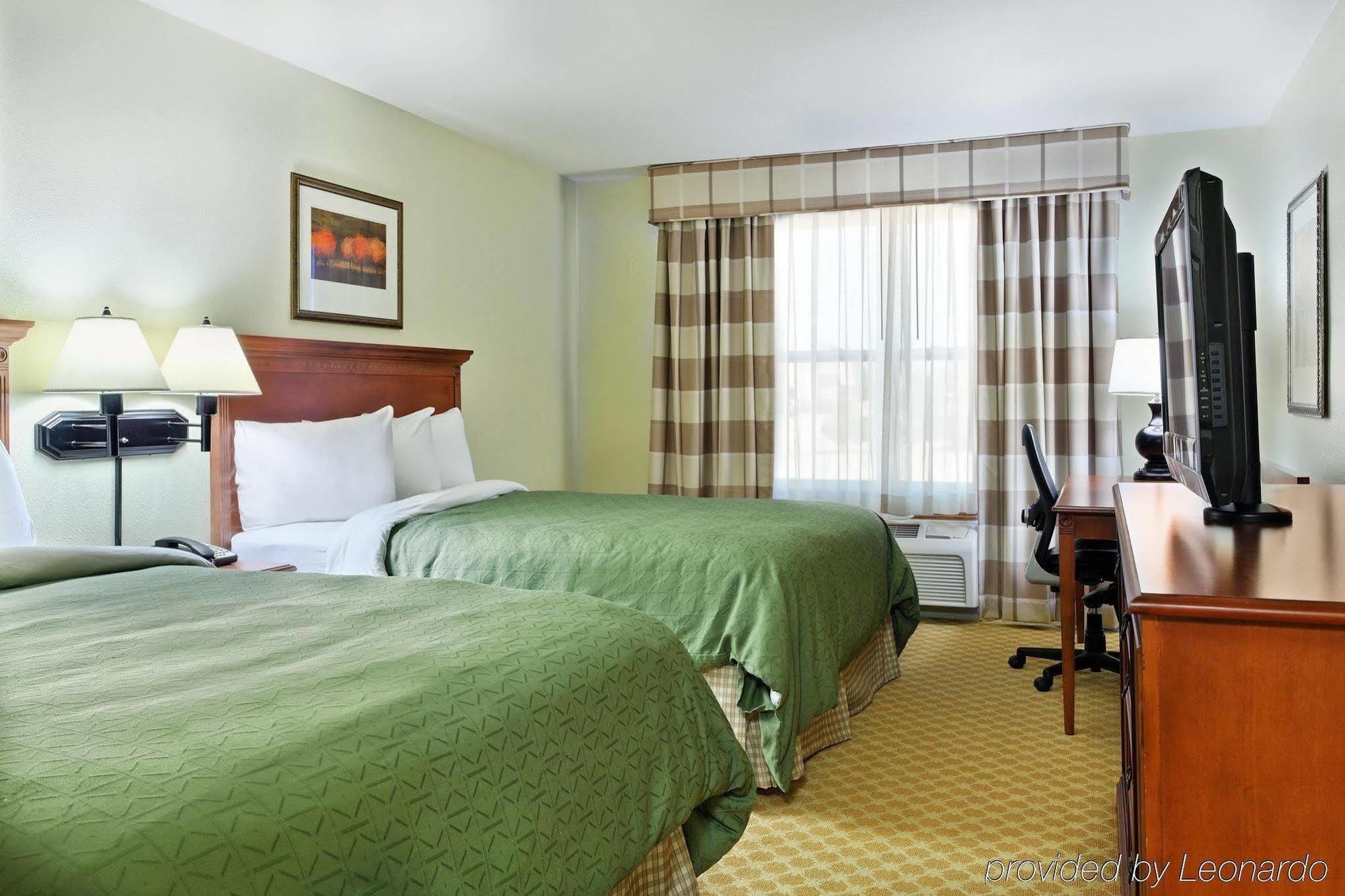 Hotel Country & By Radisson, North, Il Peoria